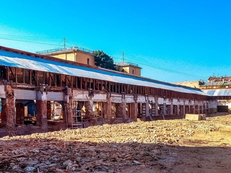 Nikolskie Riadi Montazh Krovli 01 1024x768 1 768x576